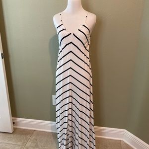 Elan maxi dress